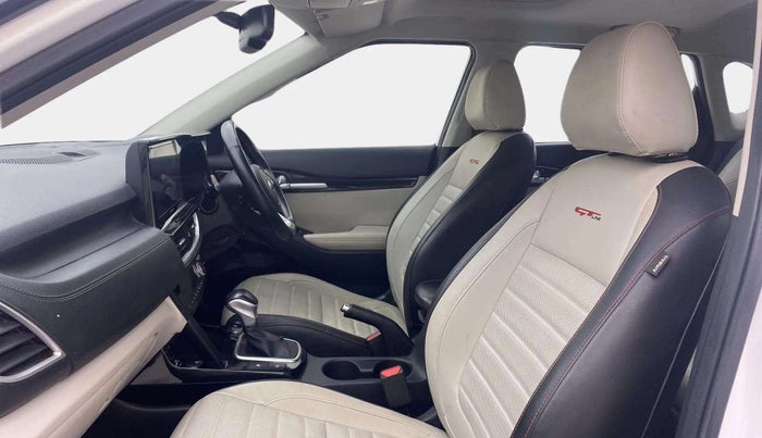 2020 KIA SELTOS GTX PLUS AT 1.5 DIESEL, Diesel, Automatic, 79,550 km, Right Side Front Door Cabin