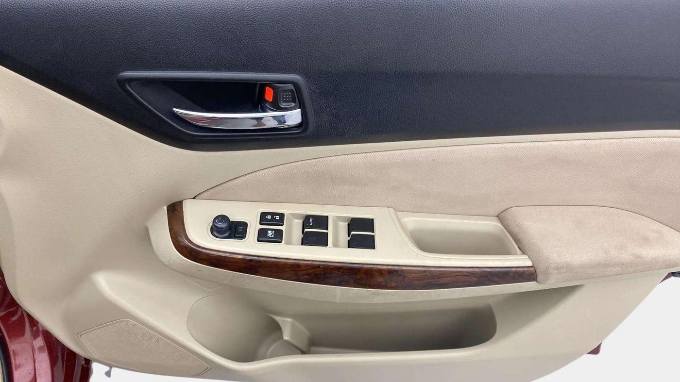 2018 Maruti Dzire ZXI PLUS, Petrol, Manual, 67,347 km, Driver Side Door Panels Control