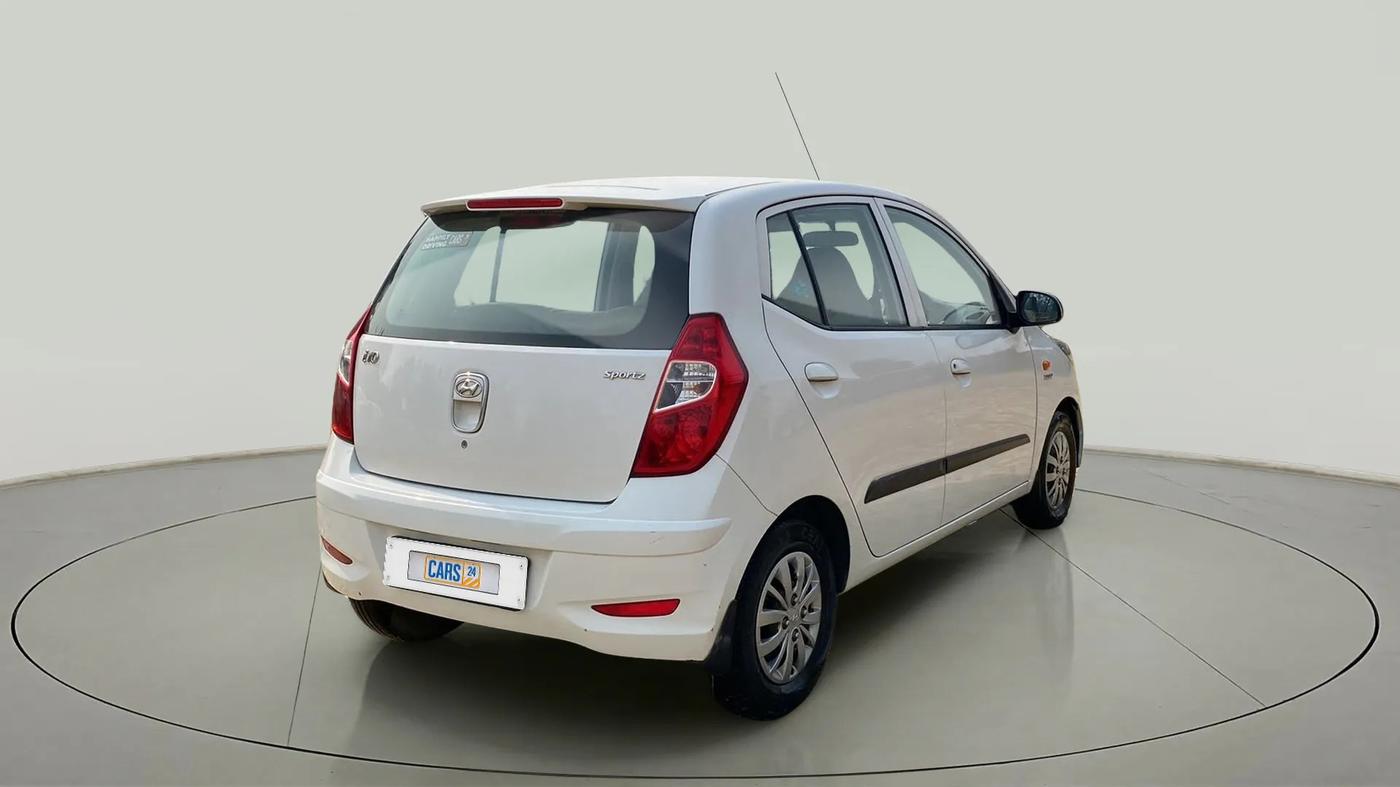2014 Hyundai i10 SPORTZ 1.1, Petrol, Manual, 73,152 km, Right Back Diagonal
