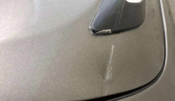 2019 Maruti Swift VXI, Petrol, Manual, 29,063 km, Right rear door - Minor scratches