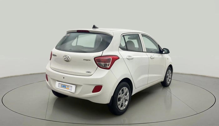 2016 Hyundai Grand i10 MAGNA 1.2 KAPPA VTVT, Petrol, Manual, 51,157 km, Right Back Diagonal