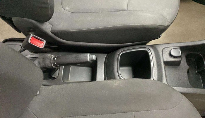 2017 Renault Kwid RXT 1.0 AMT, Petrol, Automatic, 12,203 km, Gear Lever