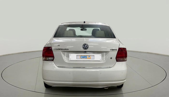 2013 Volkswagen Vento HIGHLINE 1.6 MPI, Petrol, Manual, 88,967 km, Back/Rear