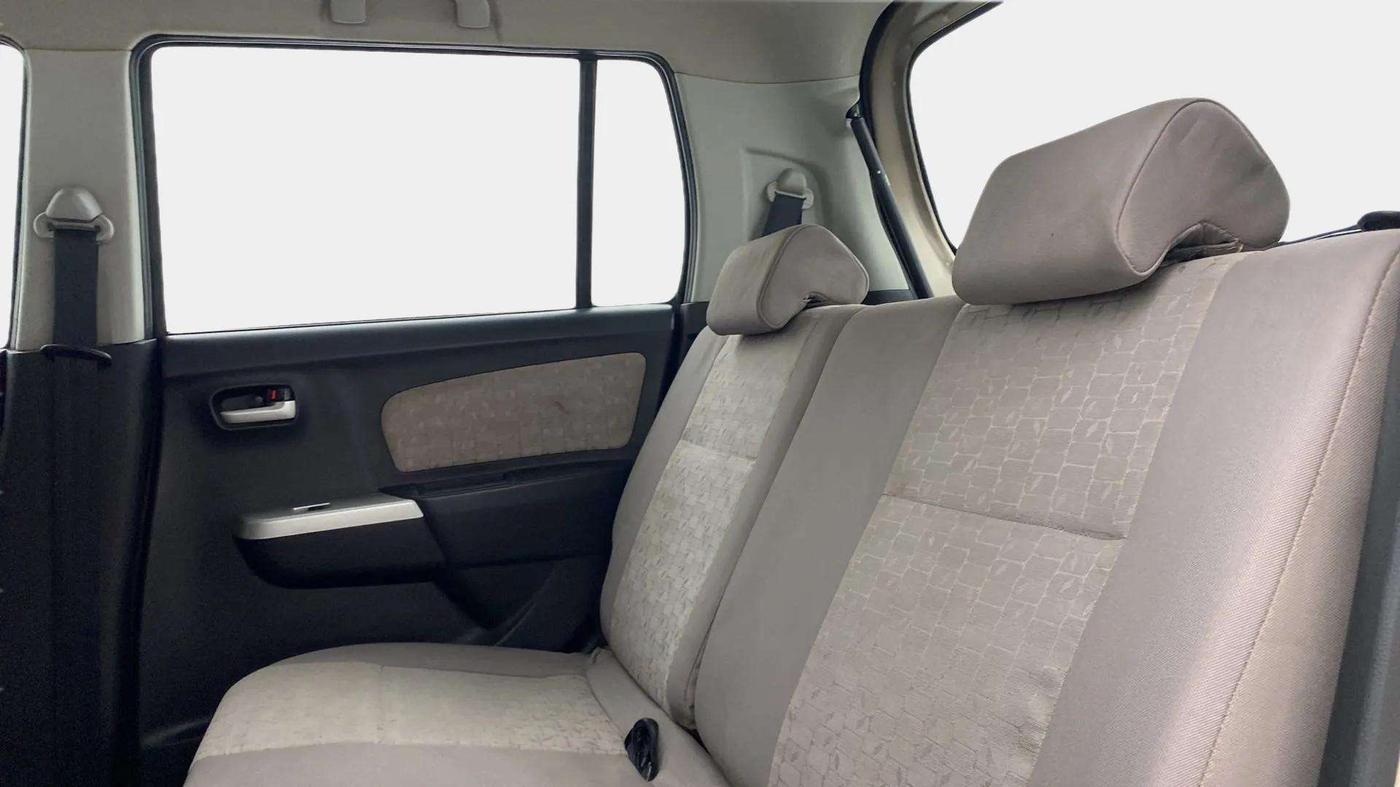 2015 Maruti Wagon R 1.0 VXI, Petrol, Manual, 30,580 km, Right Side Rear Door Cabin
