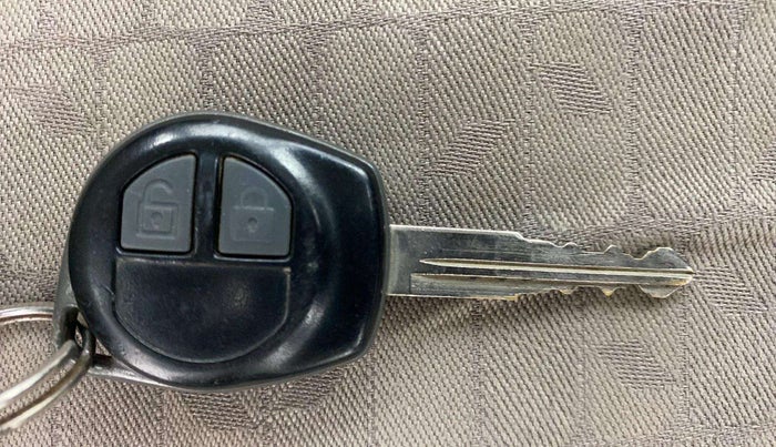2015 Maruti Wagon R 1.0 VXI, Petrol, Manual, 30,580 km, Key Close Up