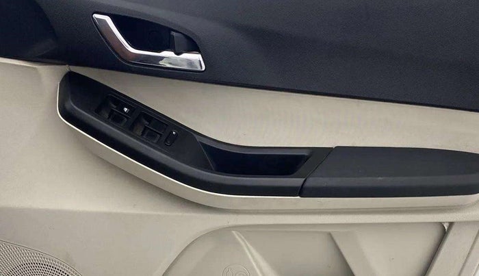 2022 Tata Tiago XZ PLUS PETROL, CNG, Manual, 29,901 km, Driver Side Door Panels Control