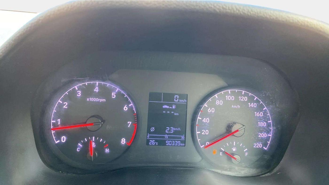 2018 Hyundai Verna 1.6 VTVT SX, Petrol, Manual, 90,994 km, Odometer Image