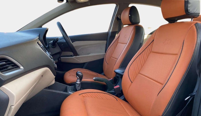 2018 Hyundai Verna 1.6 VTVT SX, Petrol, Manual, 90,994 km, Right Side Front Door Cabin