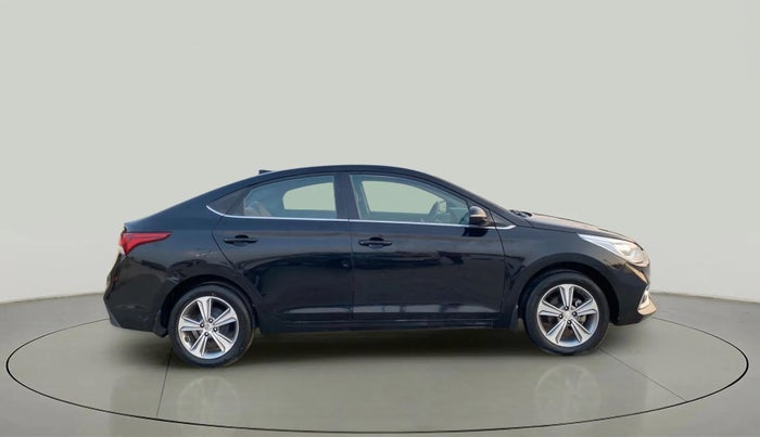 2018 Hyundai Verna 1.6 VTVT SX, Petrol, Manual, 90,994 km, Right Side