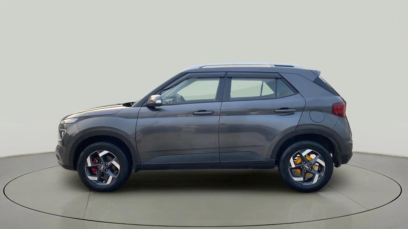 2020 Hyundai VENUE SX 1.5 CRDI, Diesel, Manual, 47,078 km, Left Side