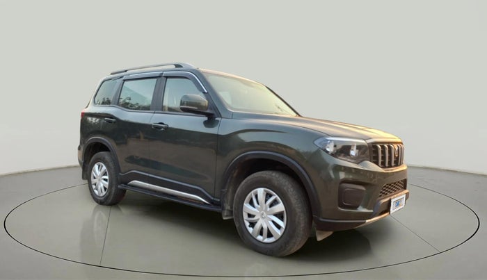 2024 Mahindra SCORPIO-N Z6 DIESEL MT 2WD 7 STR, Diesel, Manual, 11,274 km, Right Front Diagonal