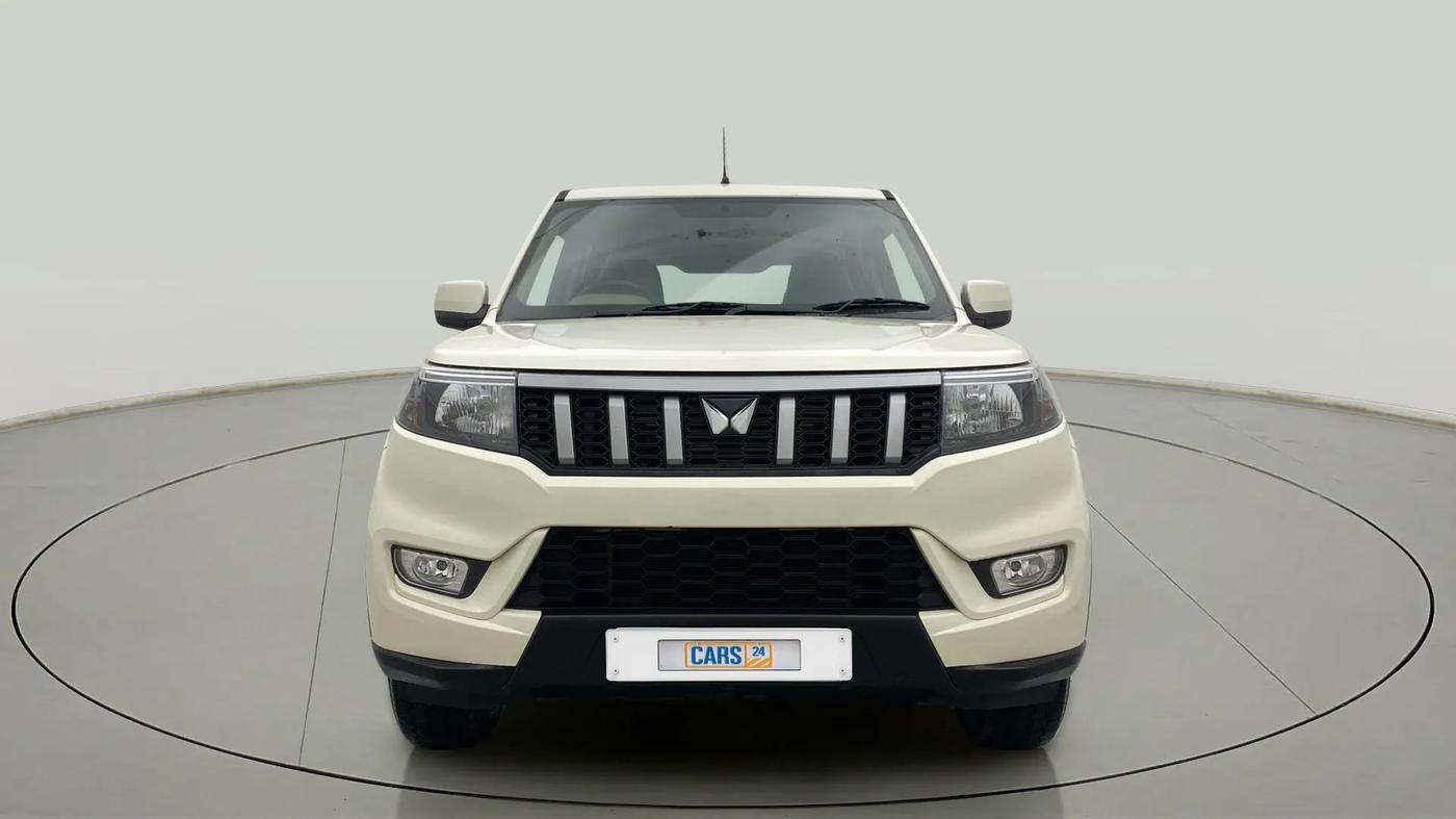 2023 Mahindra BOLERO NEO N 8, Diesel, Manual, 30,631 km, Front