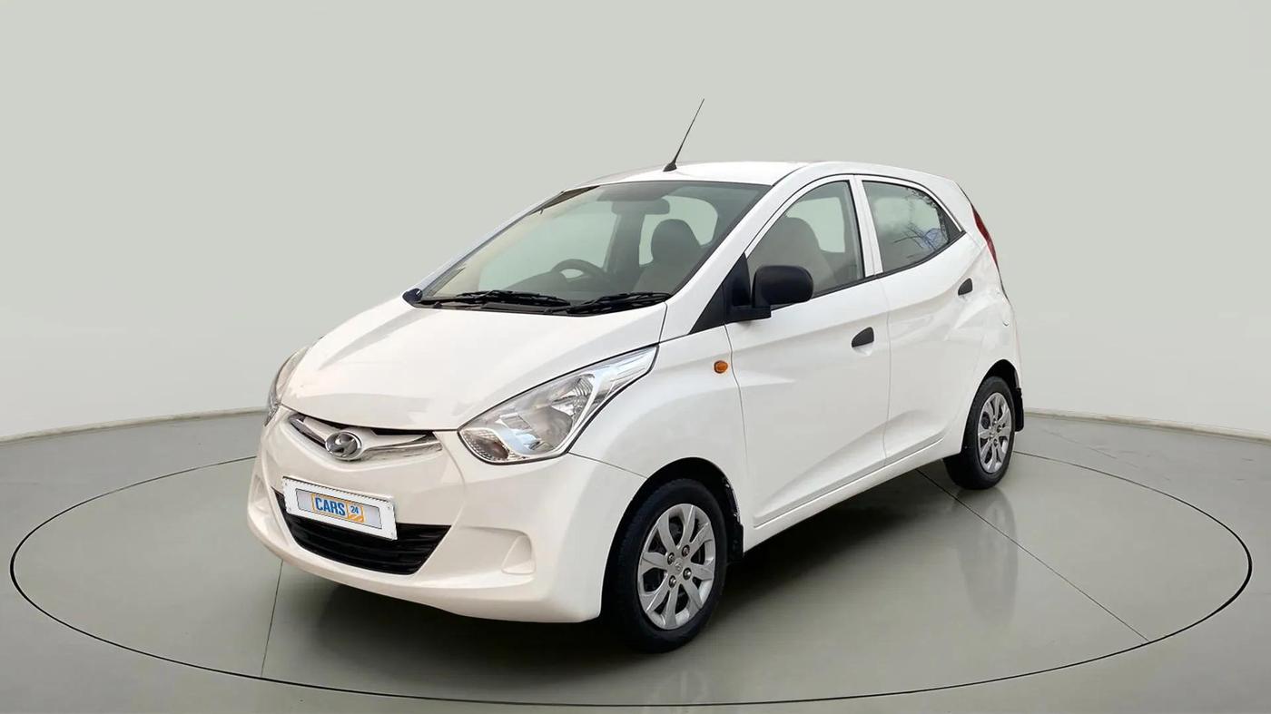 2017 Hyundai Eon MAGNA +, Petrol, Manual, 17,813 km, Left Front Diagonal