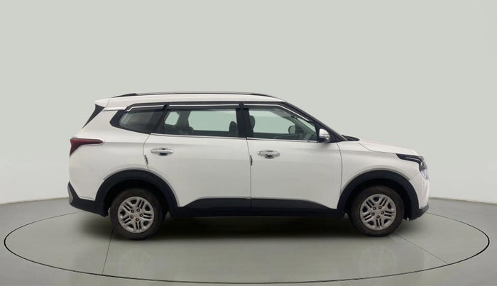 2022 KIA CARENS PRESTIGE 1.5 PETROL 7 STR, Petrol, Manual, 20,408 km, Right Side View