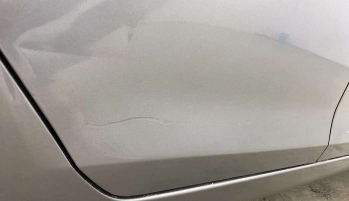 2014 Maruti Swift Dzire VXI, Petrol, Manual, 94,928 km, Right rear door - Paint has faded