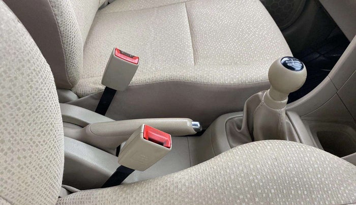2014 Maruti Swift Dzire VXI, Petrol, Manual, 94,928 km, Gear Lever