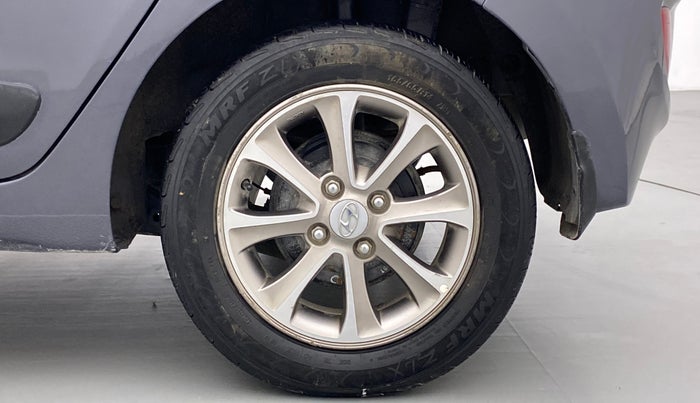 2016 Hyundai Grand i10 1.2 ASTA (O) AT, Petrol, Automatic, Left Rear Wheel