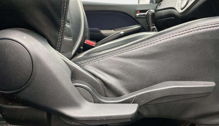 2020 Toyota Glanza G, Petrol, Manual, 57,153 km, Driver Side Adjustment Panel