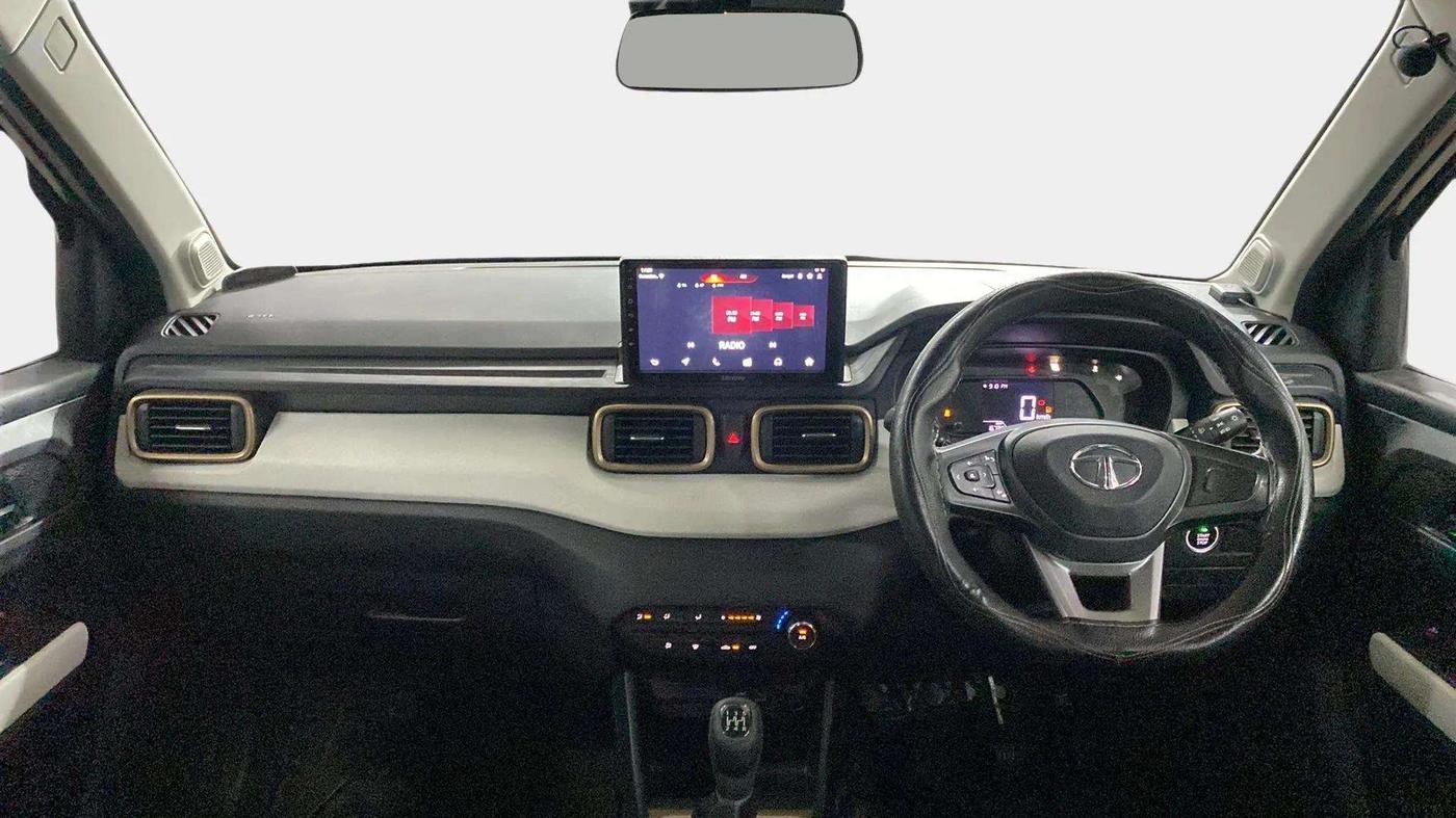 2023 Tata PUNCH ACCOMPLISHED DAZZLE SUNROOF CNG MT, CNG, Manual, 17,215 km, Dashboard