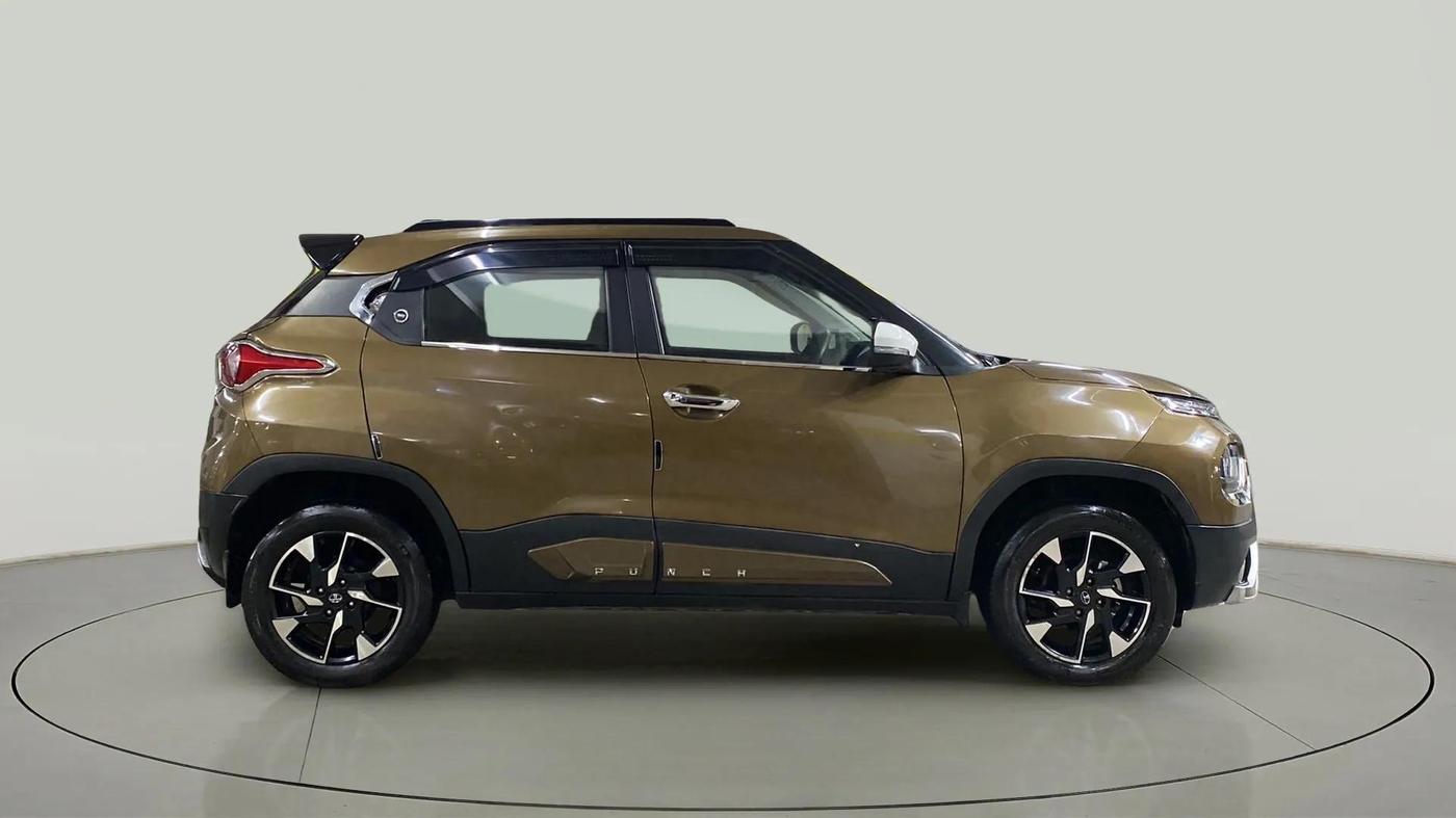 2023 Tata PUNCH ACCOMPLISHED DAZZLE SUNROOF CNG MT, CNG, Manual, 17,215 km, Right Side View
