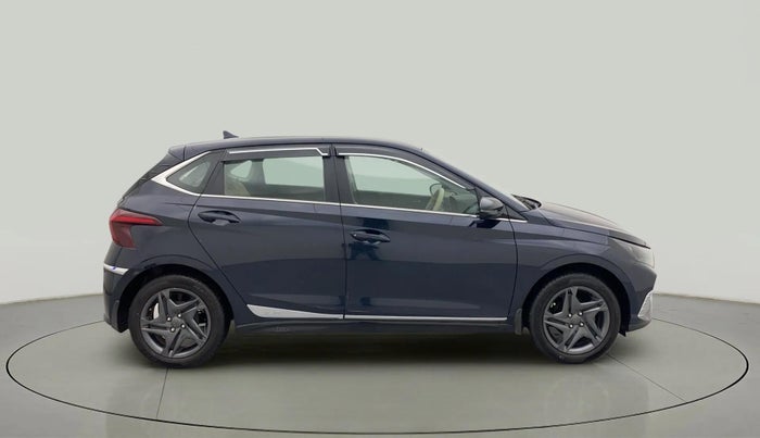 2021 Hyundai NEW I20 SPORTZ 1.2 MT, Petrol, Manual, 52,514 km, Right Side View