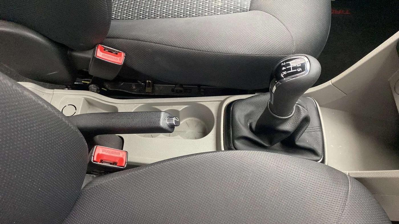 2018 Tata Tiago XZ PETROL, Petrol, Manual, 22,375 km, Gear Lever