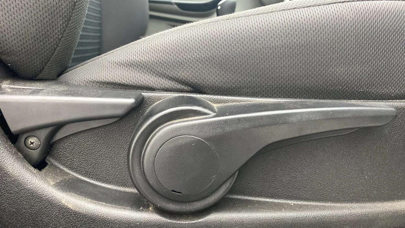 2018 Tata Tiago XZ PETROL, Petrol, Manual, 22,375 km, Driver Side Adjustment Panel