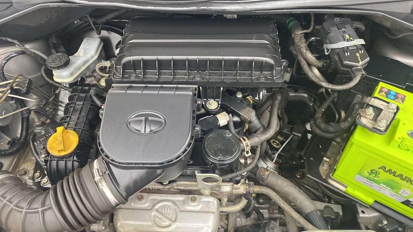 2018 Tata Tiago XZ PETROL, Petrol, Manual, 22,375 km, Open Bonet