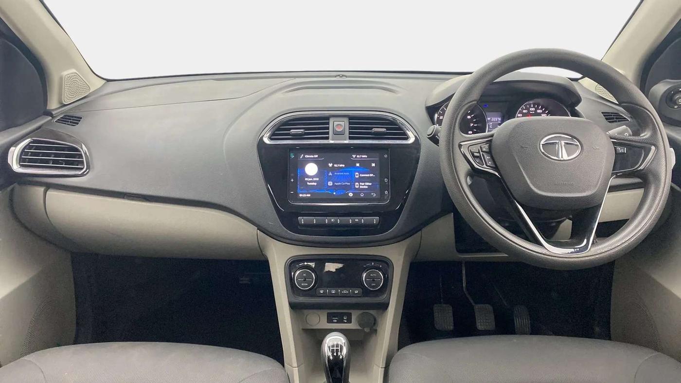2018 Tata Tiago XZ PETROL, Petrol, Manual, 22,375 km, Dashboard