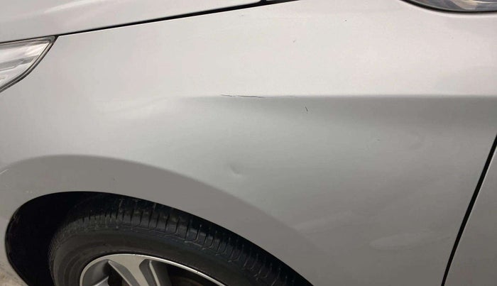 2018 Hyundai Verna 1.6 VTVT SX, Petrol, Manual, 38,199 km, Left fender - Slightly dented