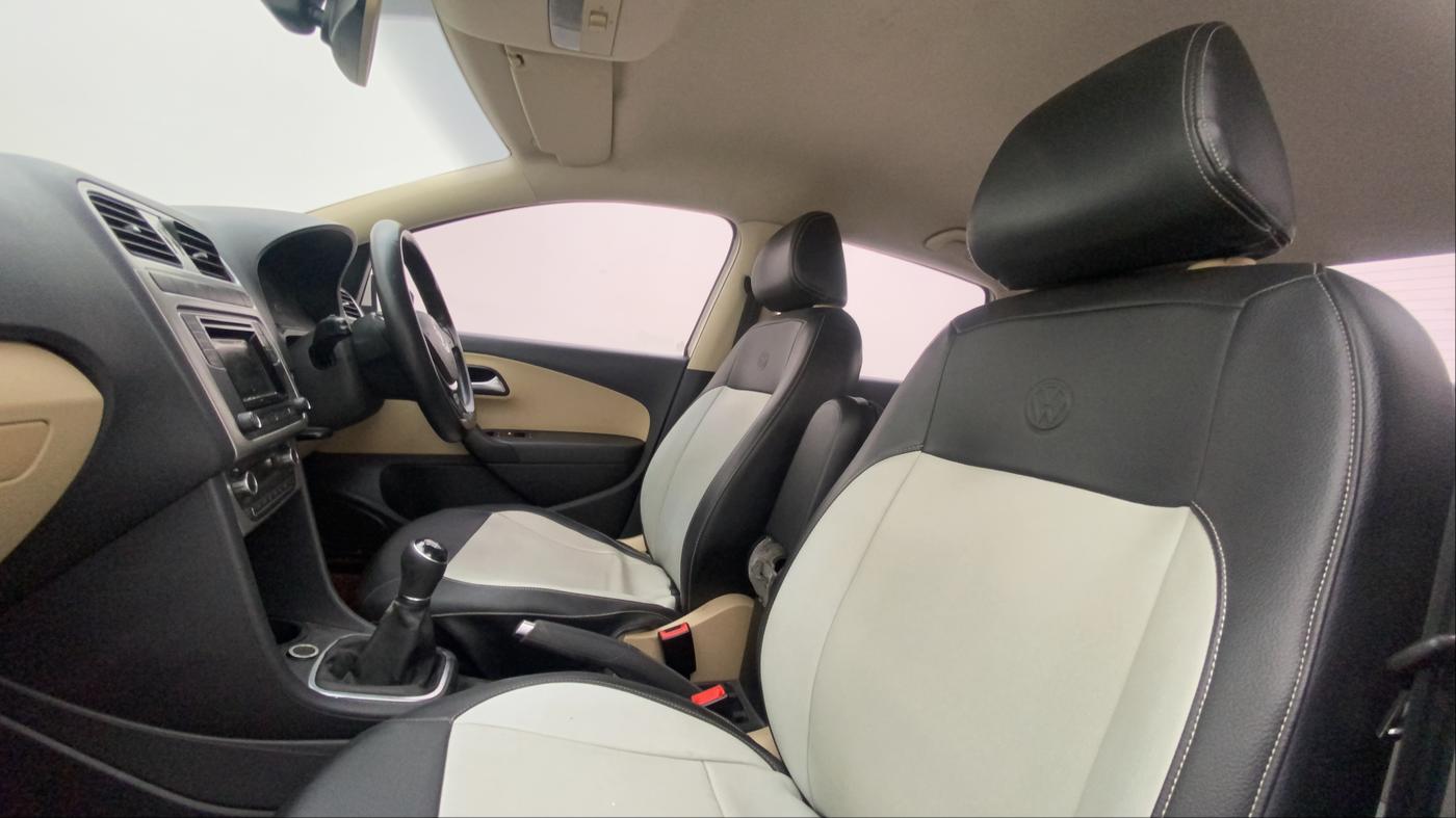 2017 Volkswagen Ameo HIGHLINE1.2L, Petrol, Manual, 82,704 km, Right Side Front Door Cabin