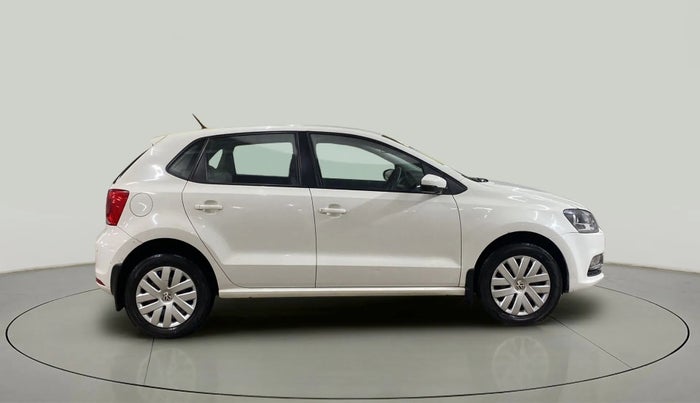 2017 Volkswagen Polo COMFORTLINE 1.2L, Petrol, Manual, 62,036 km, Right Side View