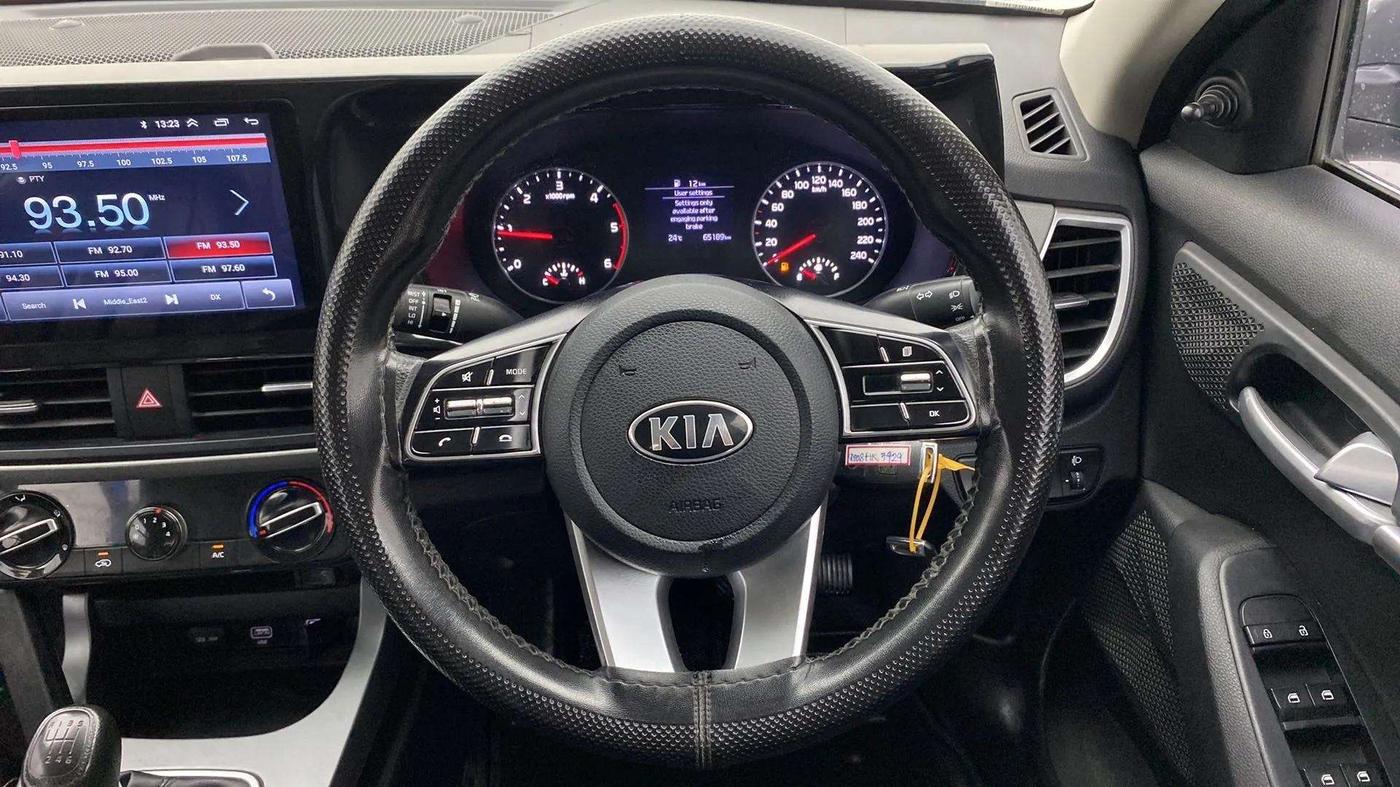 2021 KIA SELTOS HTE 1.5 DIESEL, Diesel, Manual, 65,367 km, Steering Wheel Close Up