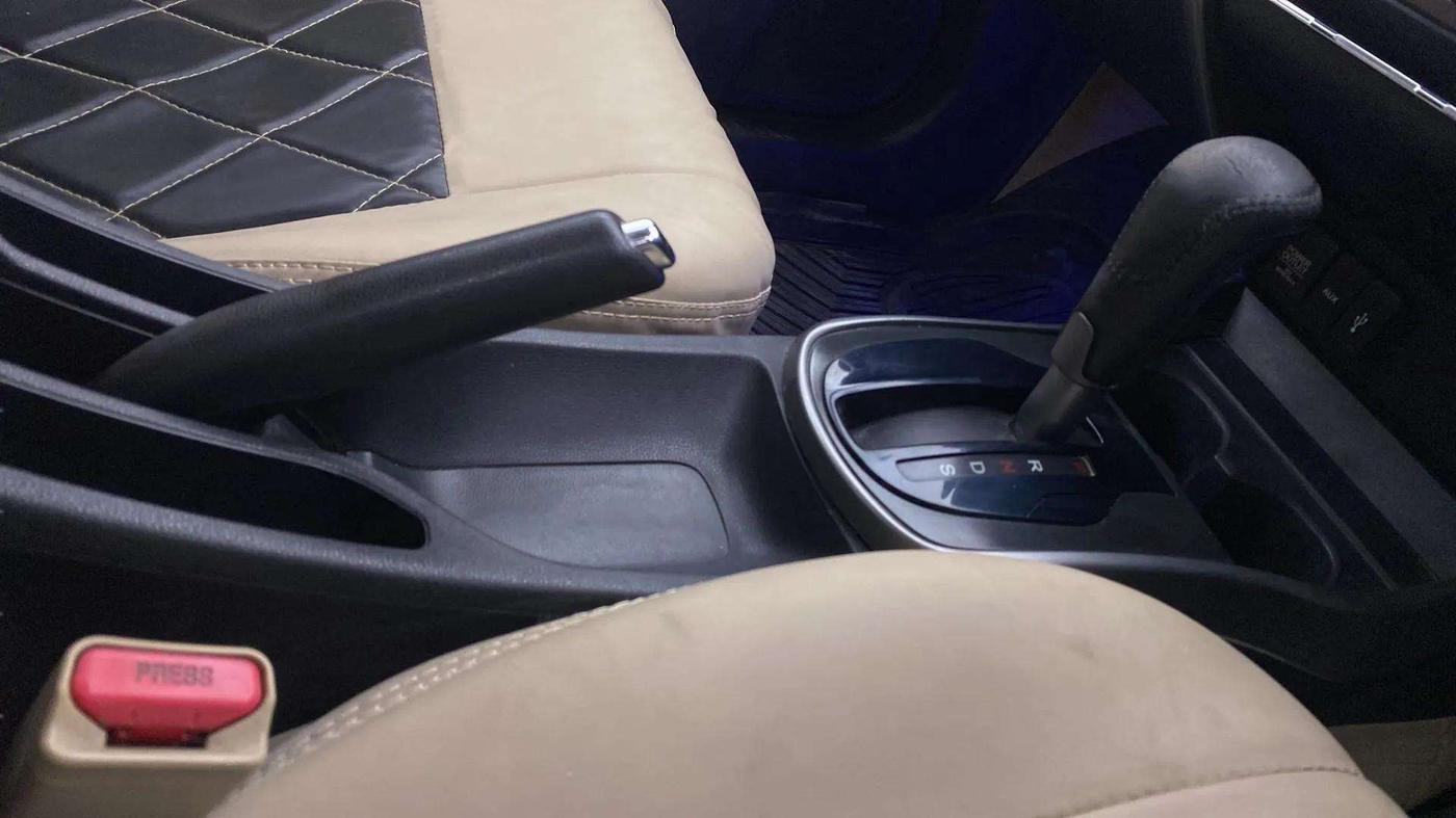 2015 Honda City 1.5L I-VTEC VX CVT, Petrol, Automatic, 64,473 km, Gear Lever