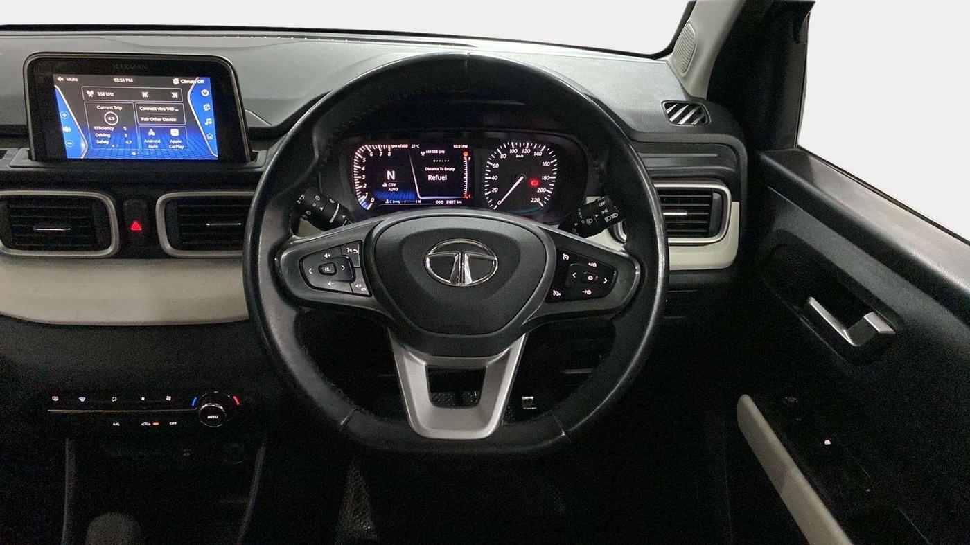 2022 Tata PUNCH CREATIVE  AMT, Petrol, Automatic, 31,856 km, Steering Wheel Close Up