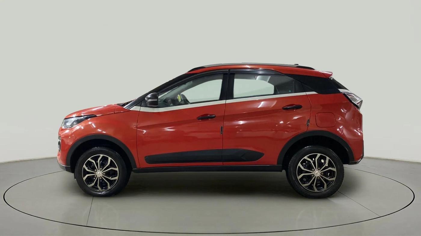 2020 Tata NEXON XM PETROL, Petrol, Manual, 74,571 km, Left Side