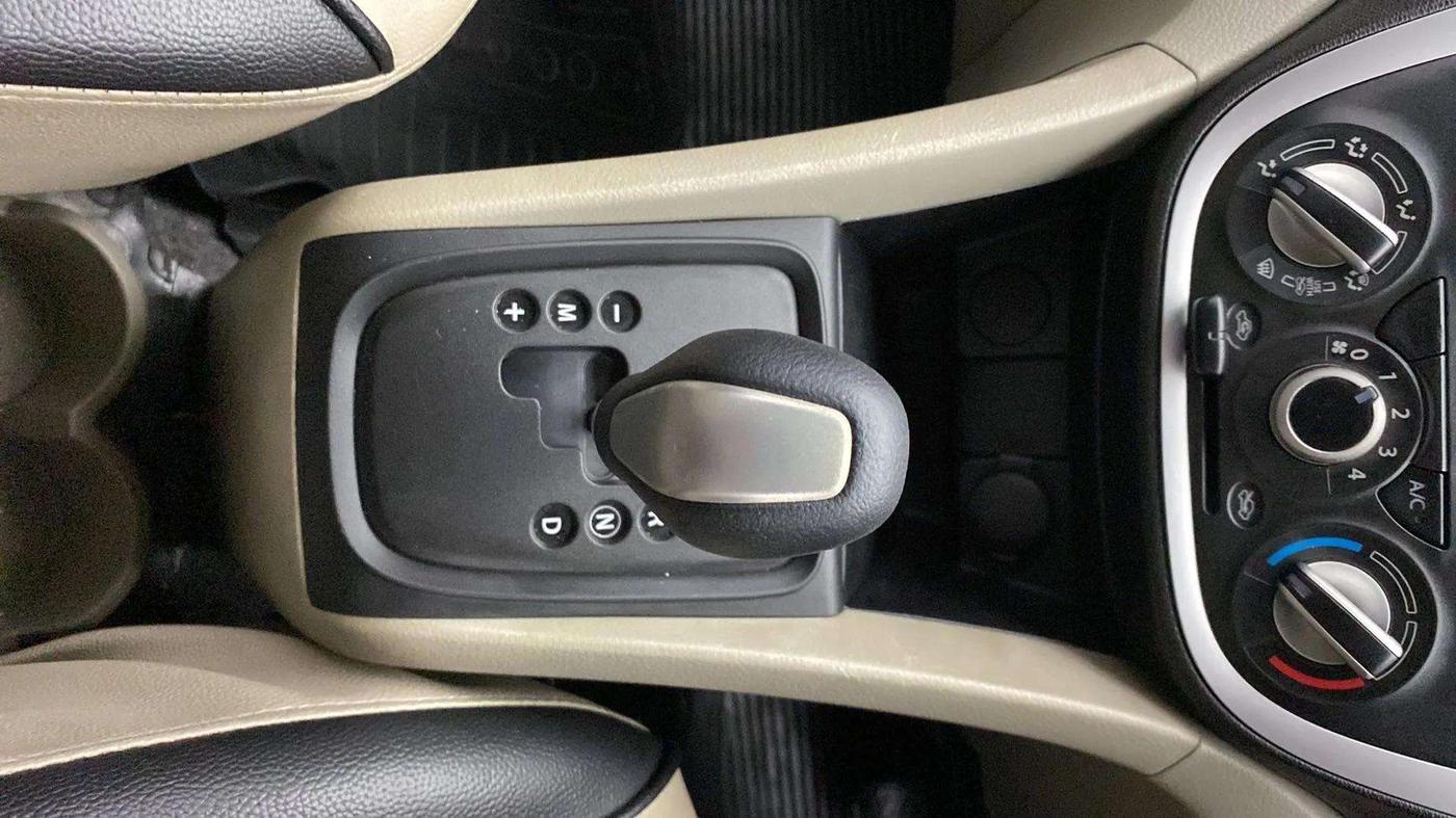 2014 Maruti Celerio VXI AMT, Petrol, Automatic, 37,229 km, Gear Lever