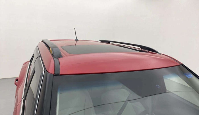 2021 Mahindra XUV300 W8 (O) 1.2 PETROL, Petrol, Manual, 27,215 km, Roof