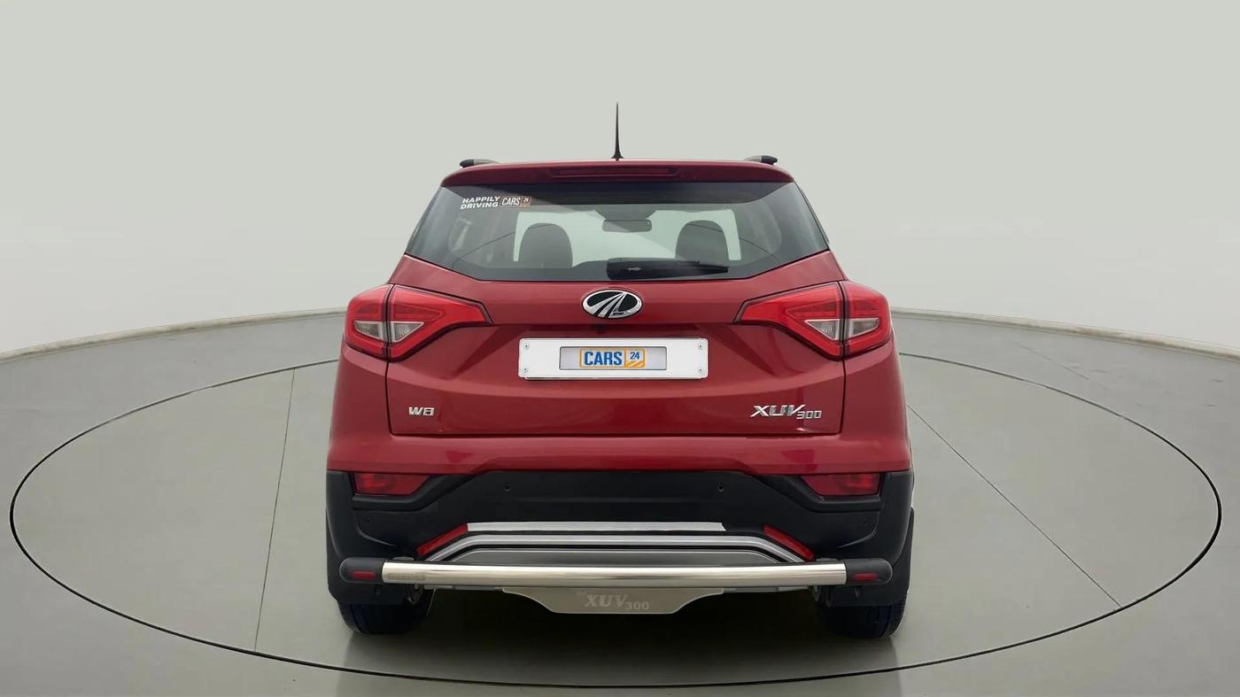 2021 Mahindra XUV300 W8 (O) 1.2 PETROL, Petrol, Manual, 27,215 km, Back/Rear