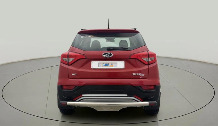2021 Mahindra XUV300 W8 (O) 1.2 PETROL, Petrol, Manual, 27,215 km, Back/Rear
