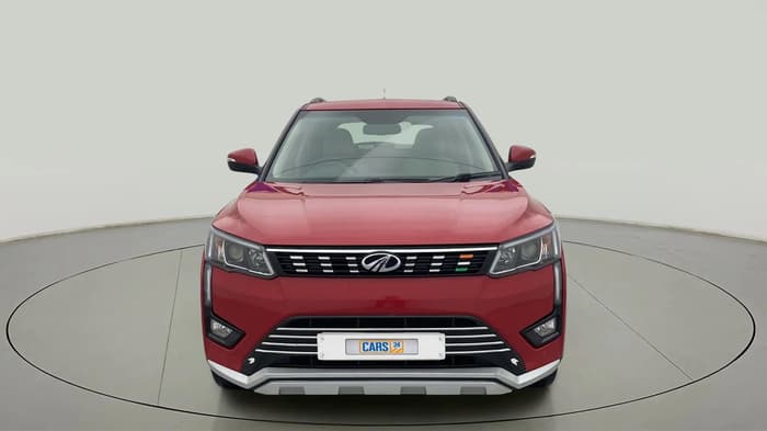 2021 Mahindra XUV300 W8 (O) 1.2 PETROL, Petrol, Manual, 27,215 km, Front