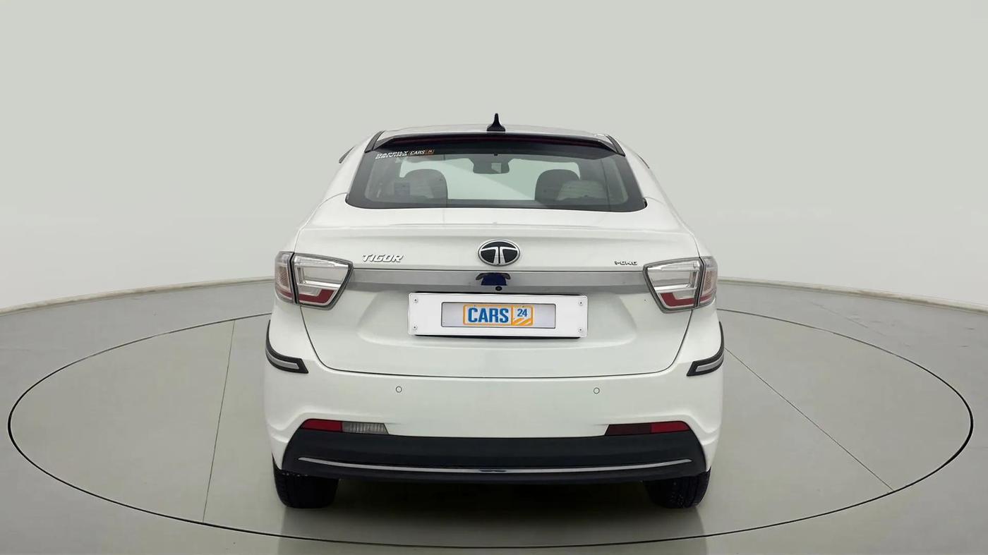 2024 Tata TIGOR XZ PLUS CNG, CNG, Manual, 7,989 km, Back/Rear