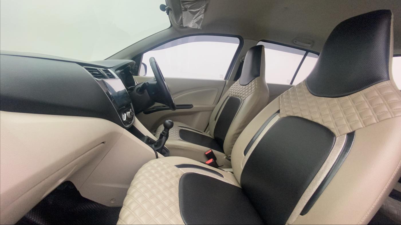 2019 Maruti Celerio VXI, CNG, Manual, 37,382 km, Right Side Front Door Cabin
