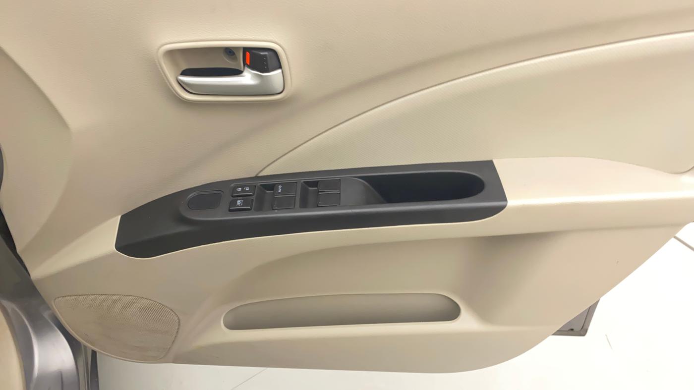 2019 Maruti Celerio VXI, CNG, Manual, 37,382 km, Driver Side Door Panels Control