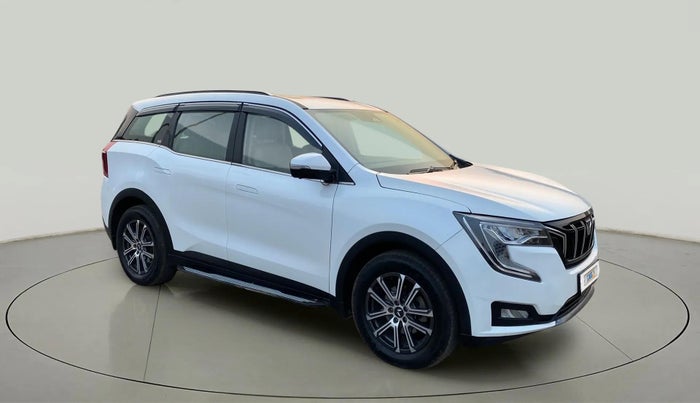 2023 Mahindra XUV700 AX 7 LUXURY D AWD AT 7 STR, Diesel, Automatic, 63,641 km, Right Front Diagonal