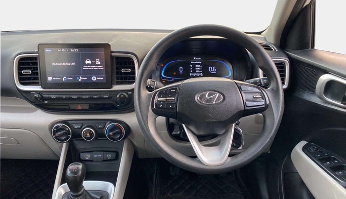 2022 Hyundai VENUE S 1.2, Petrol, Manual, 17,503 km, Steering Wheel Close Up