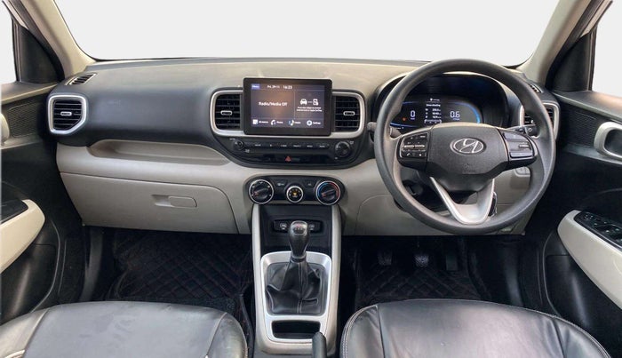 2022 Hyundai VENUE S 1.2, Petrol, Manual, 17,503 km, Dashboard