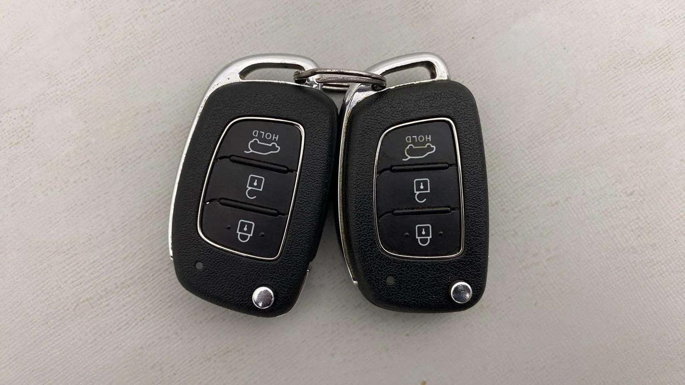2018 Hyundai Creta E PLUS 1.6 PETROL, Petrol, Manual, 86,807 km, Key Close Up