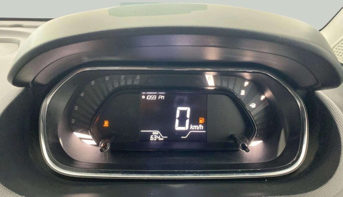 2024 Tata Tiago XT CNG, CNG, Manual, 757 km, Odometer Image