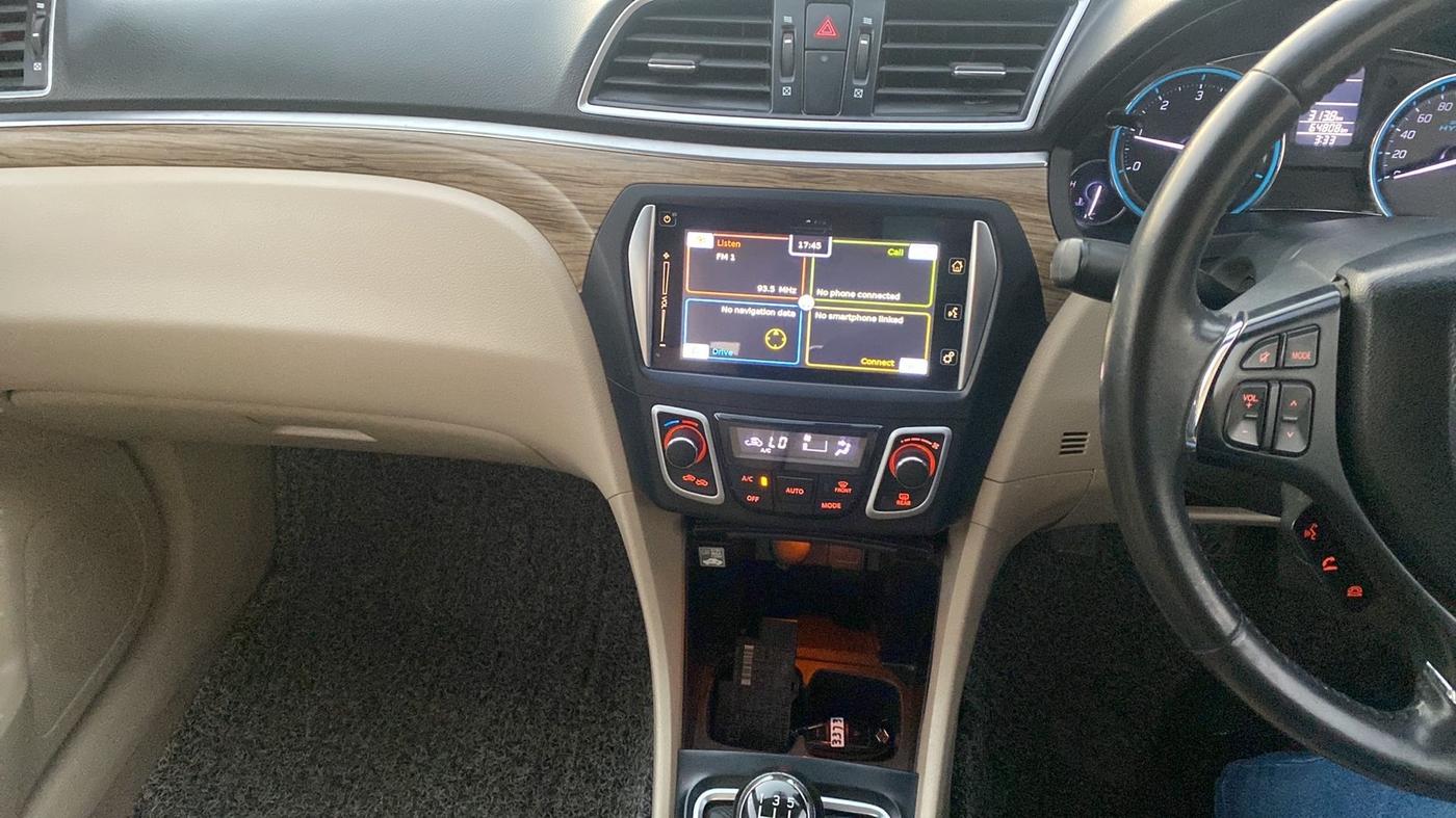 2018 Maruti Ciaz ALPHA DIESEL 1.3, Diesel, Manual, 64,810 km, Air Conditioner